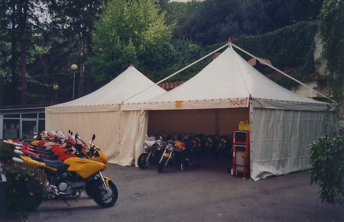 2 gazebo 6x6 per moto