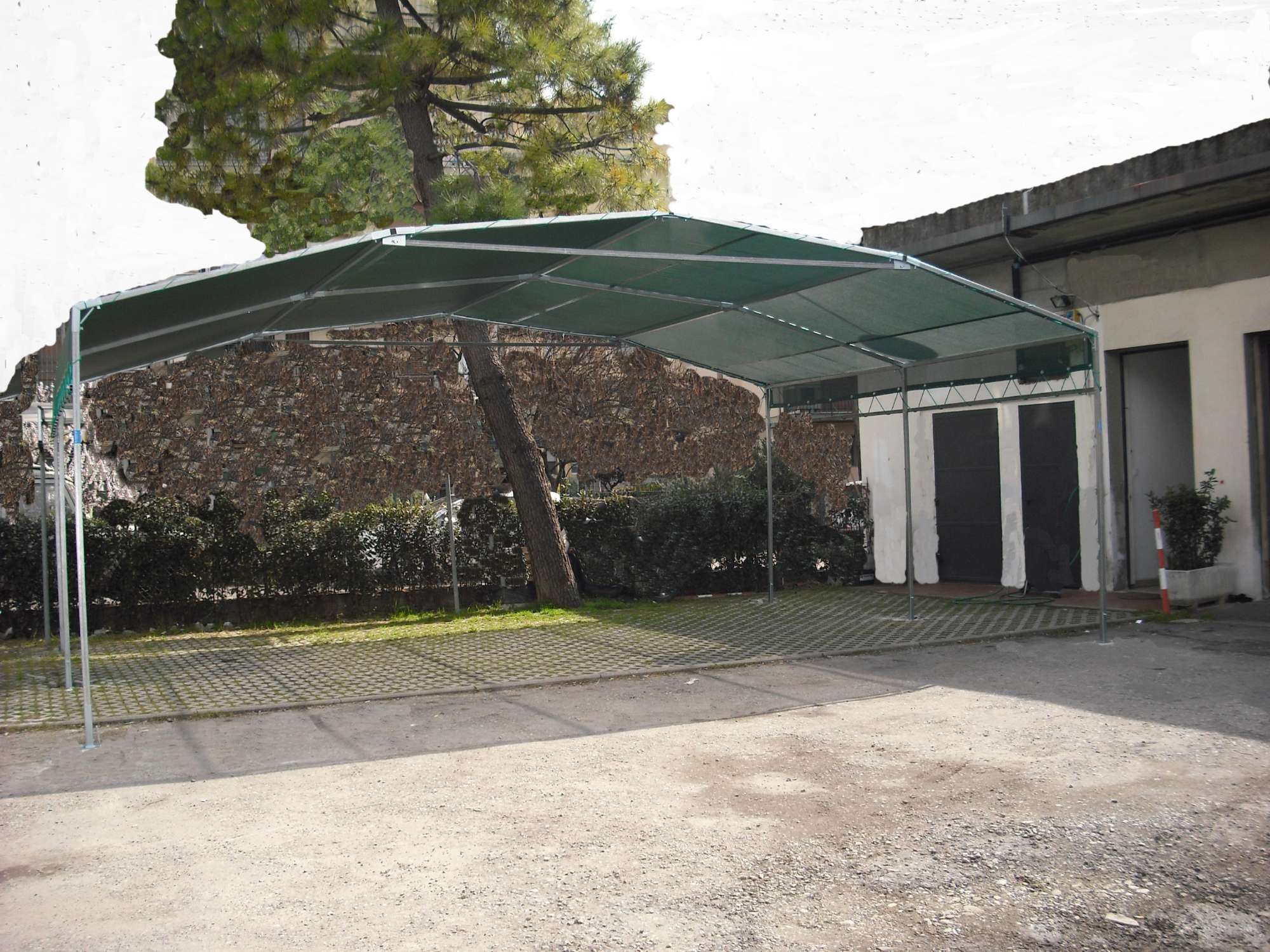 Copertura in acciaio zincato
