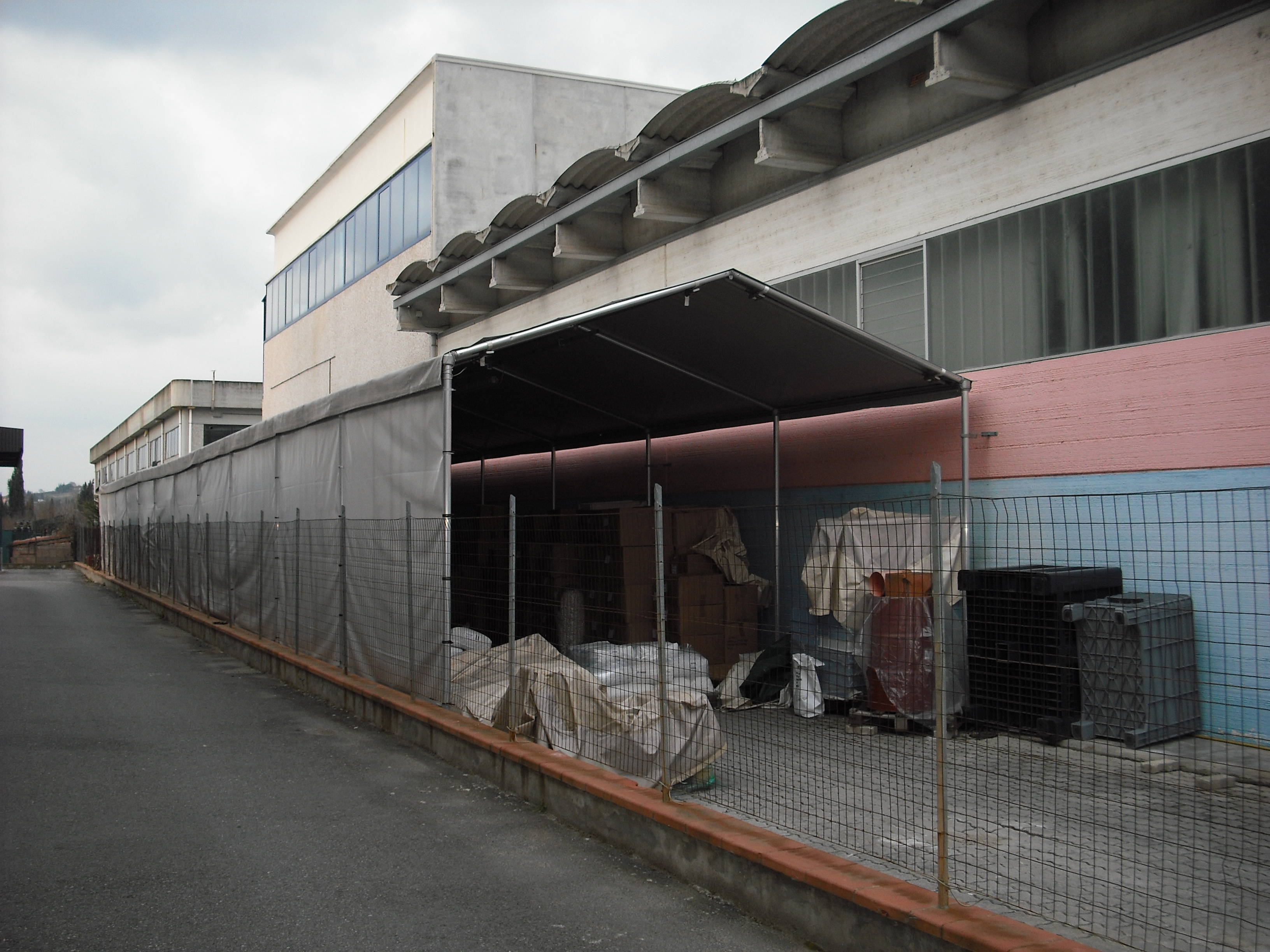 Copertura per magazzino